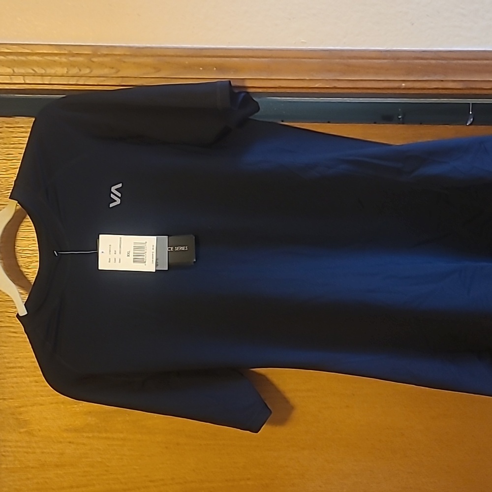 Rvca stay cool performance series